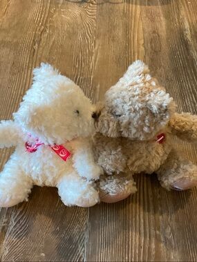 Kiss Plush Bear Duo in White and Light Brown with Red Ribbon Accents